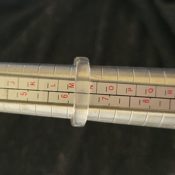 Black Sand Beach Scene Gold Starfish Shell Diamond Plastic Ring Size 6 - Picture 11 of 13